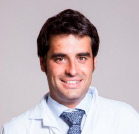 imagen del docente Dr. Jesús Manuel Cortés Villar del master en cirugía de rodilla